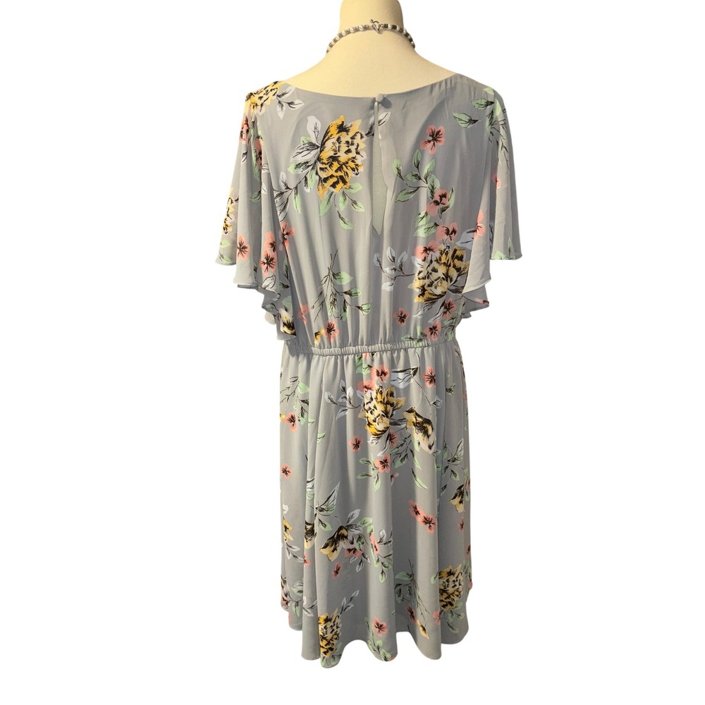 Torrid Grey Floral Flutter Sleeve Midi Dress Plus Size 2X Elastic Waist Knit - Picture 4 of 12
